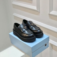 Prada Low Shoes